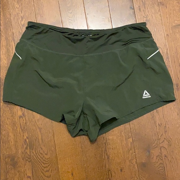 Reebok Pants - Reebok Workout shorts